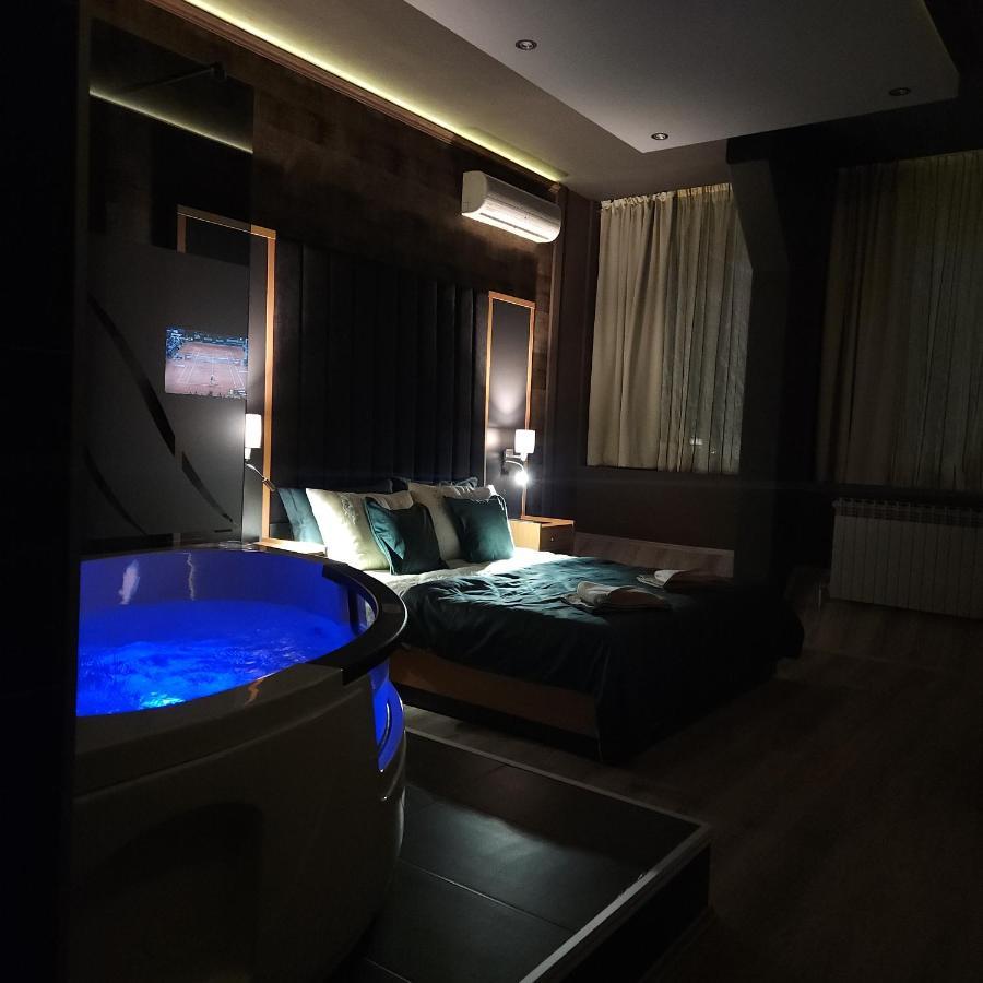 In Club Aparthotel วรินรัชกา บานยา ภายนอก รูปภาพ
