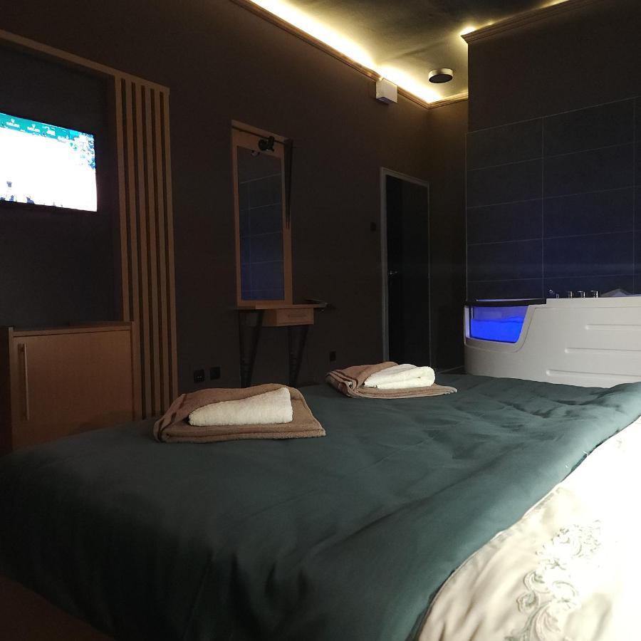 In Club Aparthotel วรินรัชกา บานยา ภายนอก รูปภาพ