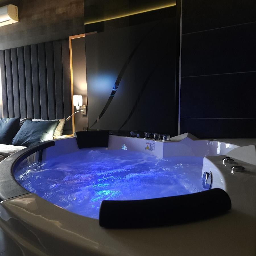 In Club Aparthotel วรินรัชกา บานยา ภายนอก รูปภาพ